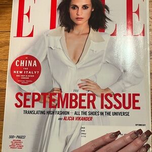 Elle Alicia Vikander Magazine